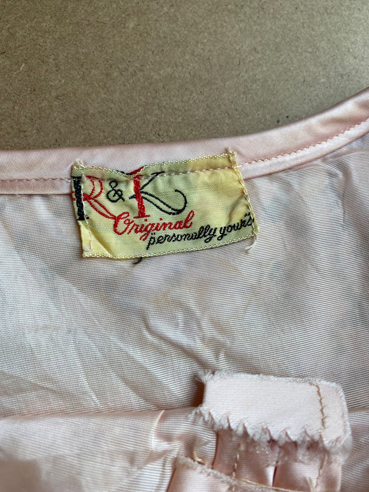 1940s Pink Lace Cocktail Dress (S)