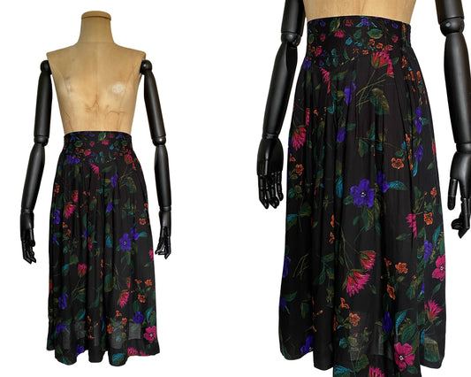1970s Black Floral Skirt (XS/S)