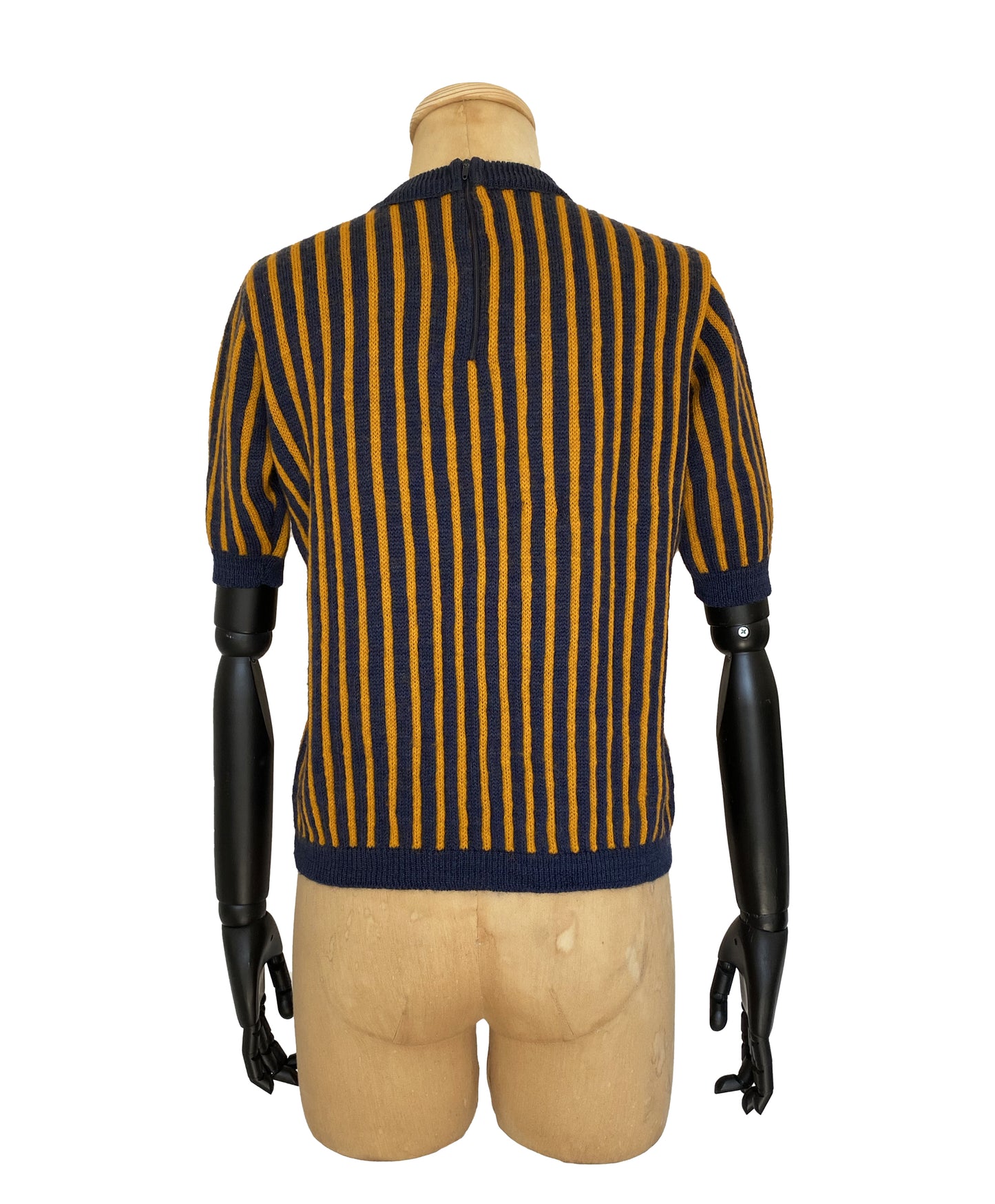 1950s Knitted Top With Stripes (M)