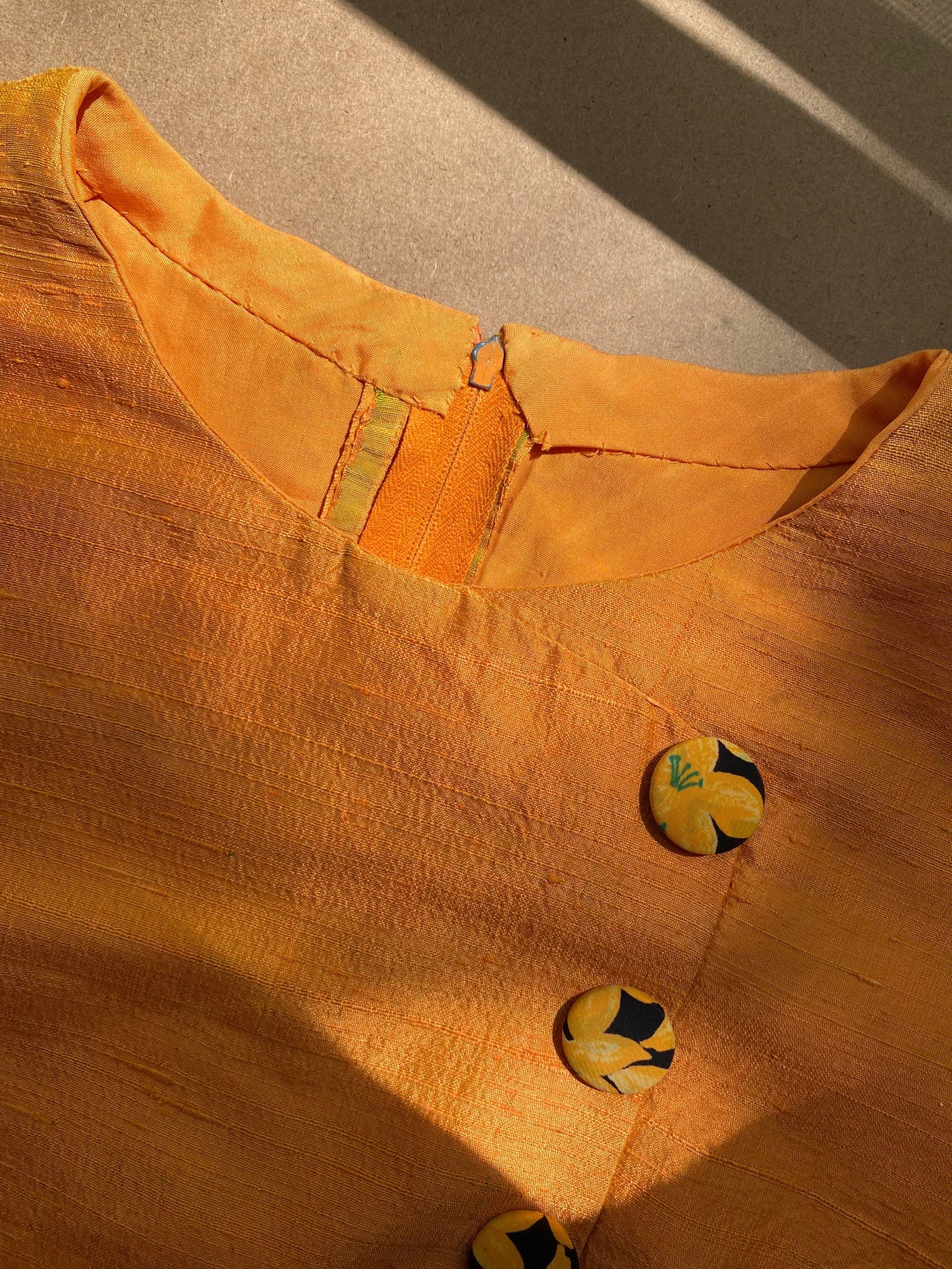 1960s Orange Floral Shift Dress (L-XL)