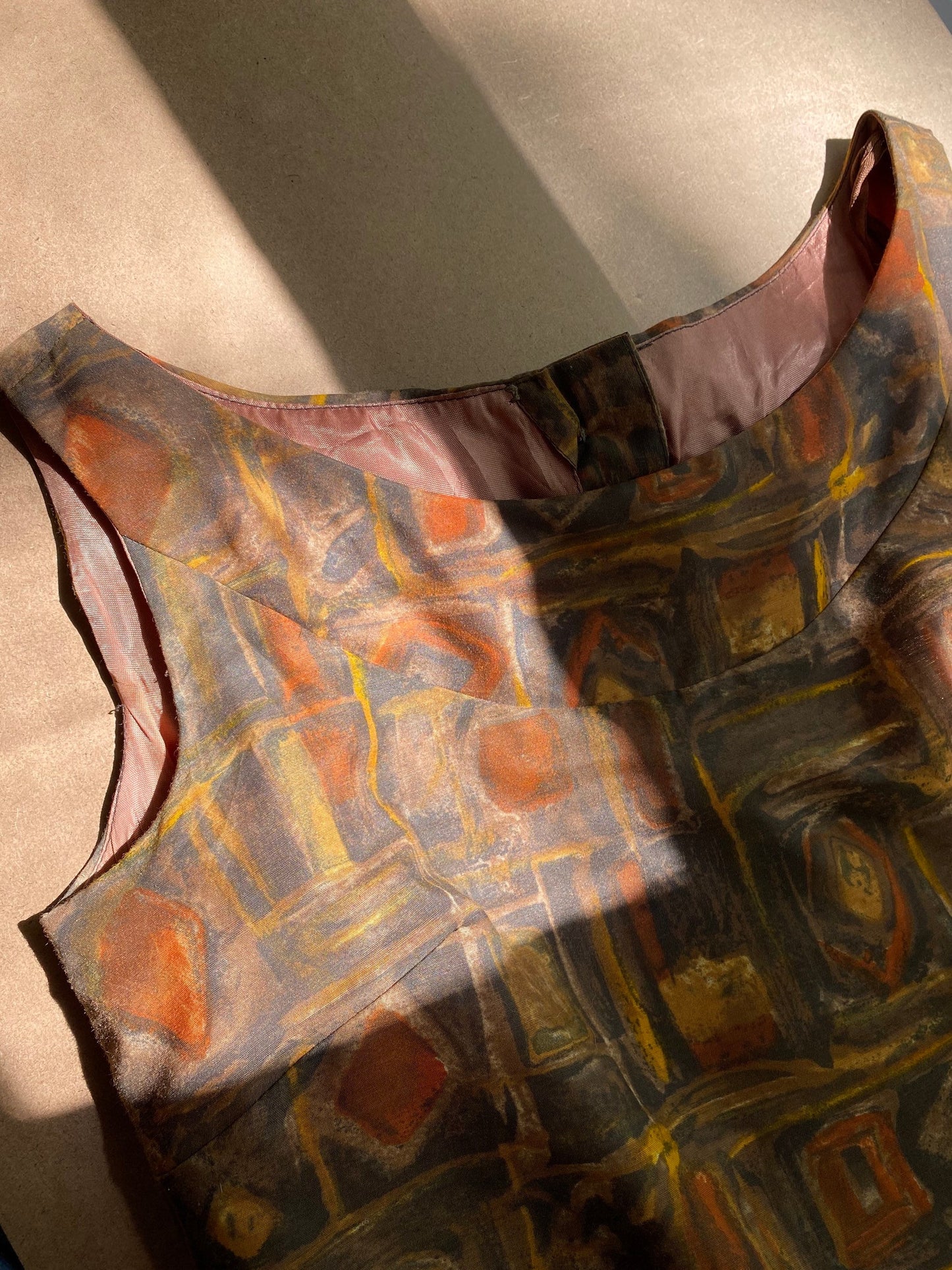 1960s Brown Abstract Print Cocktail Dress (S)